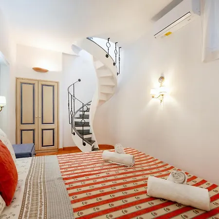 公寓 Nella Curva Della Funicolare,