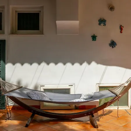 公寓 Nella Curva Della Funicolare, *